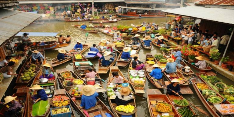 Cai Rang Floating Market Can Tho city