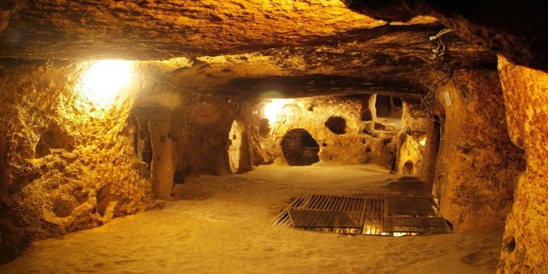 Cuchi Tunnels, one of the ten most famous underground monuments in the world