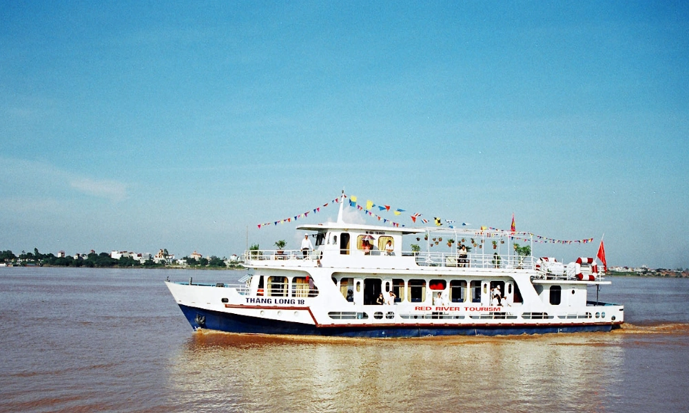 Song Hong River Cruises provide a comfortable journey